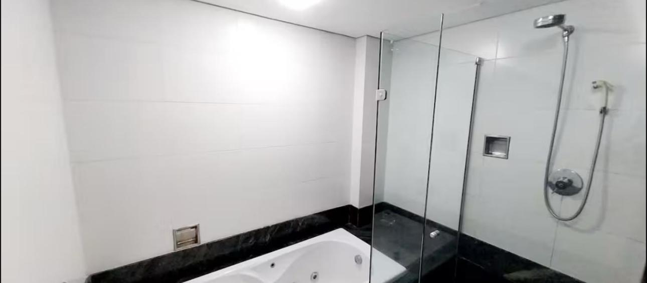 Completo Com Banheira E Piscina Residencial Casa Maua Apartment